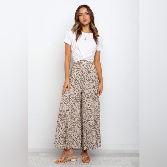 High-waisted animal print pants - Picture 7 of 10